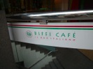 ビッフィ カフェ　お店のロゴ